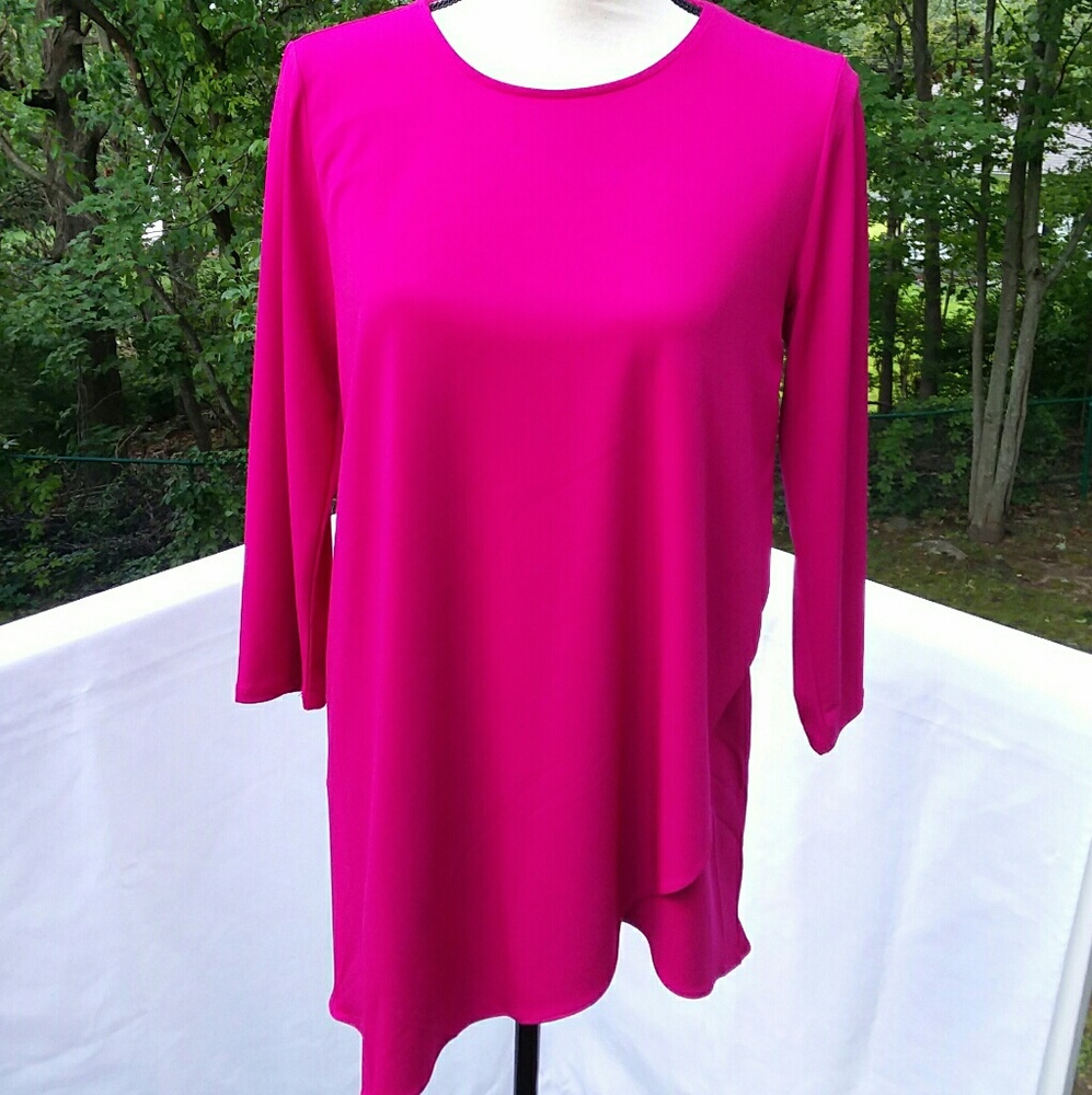 THE LIMITED 3/4 SLEEVES TOP SIZE:M COLOR: MAGENTA